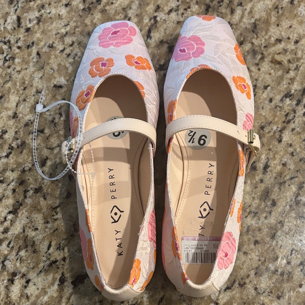 Katy Perry Collections Floral Mary Jane Flats - Pink and Orange 9.5 runs small